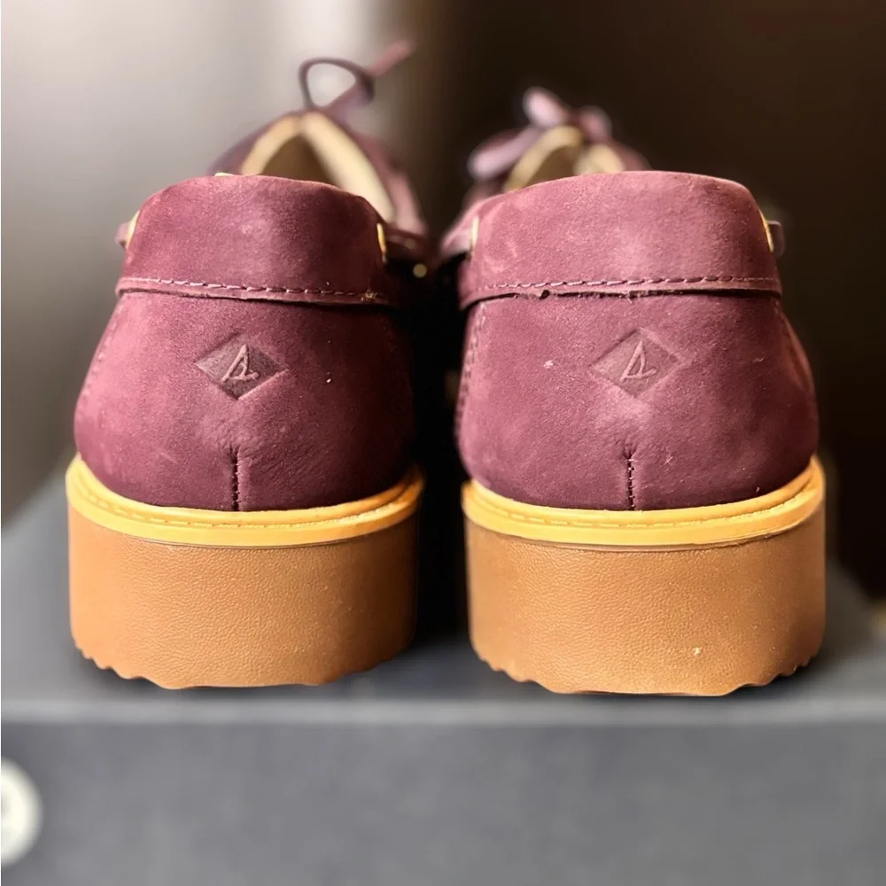 SPERRY TOP-SIDER® Wells Boat Shoe (Women size) 9.5 / Men’s 8 NEW IN BOX